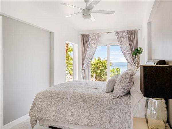 Manasota Gulf Front Five Bedroom Vacation Home