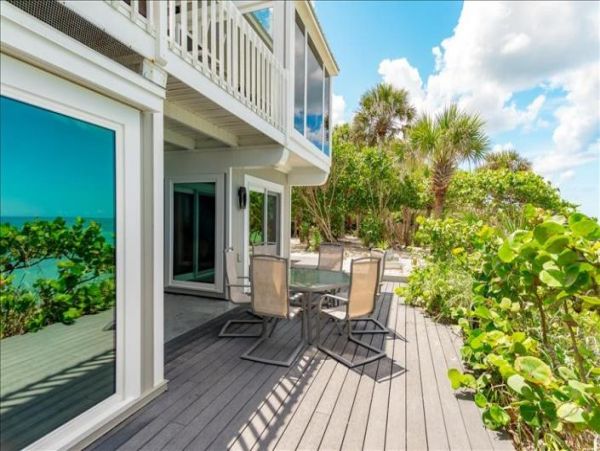 Manasota Gulf Front Five Bedroom Vacation Home