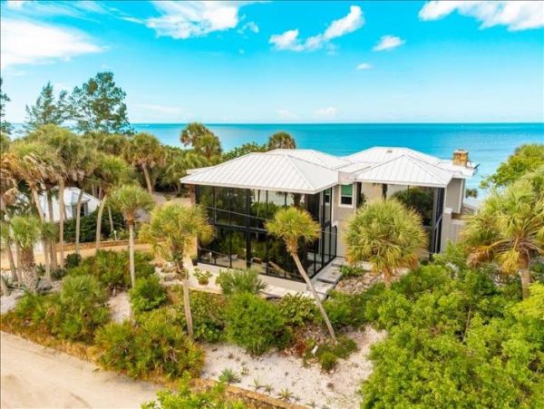 Manasota Gulf Front Five Bedroom Vacation Home