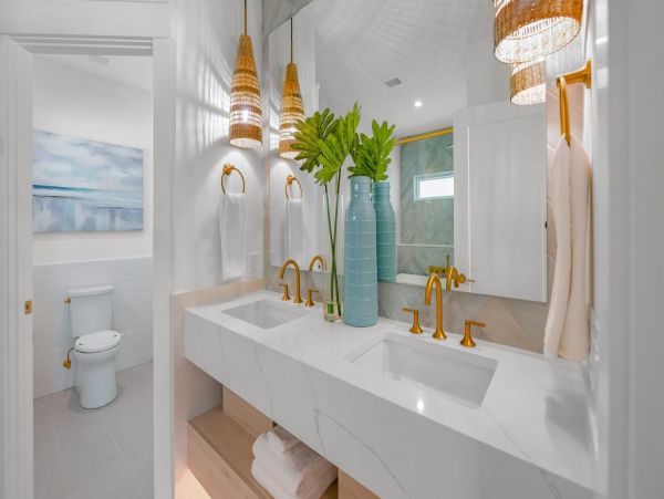 Luxury Siesta Key Vacation Home Steps from the Beach