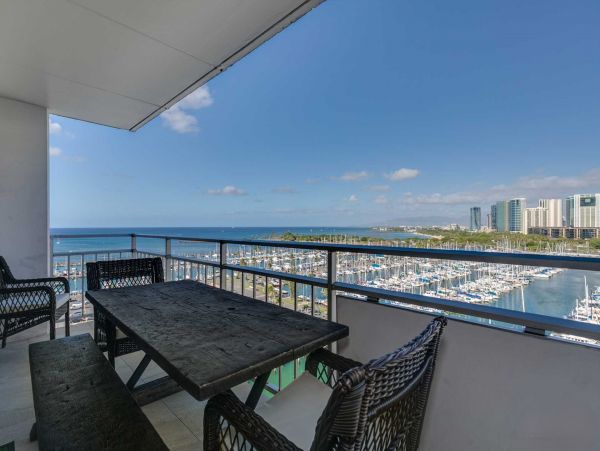 Waikiki Vacation Rental with Ocean Views & Modern Amenities