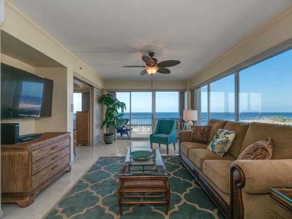 Waikiki Vacation Rental with Ocean Views & Modern Amenities