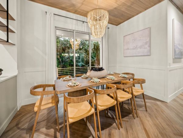 Siesta Key Vacation Rental Steps from Beach & Village