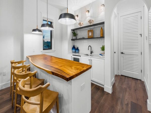 Top Siesta Key Rental: Beach Access, Rooftop Deck & More