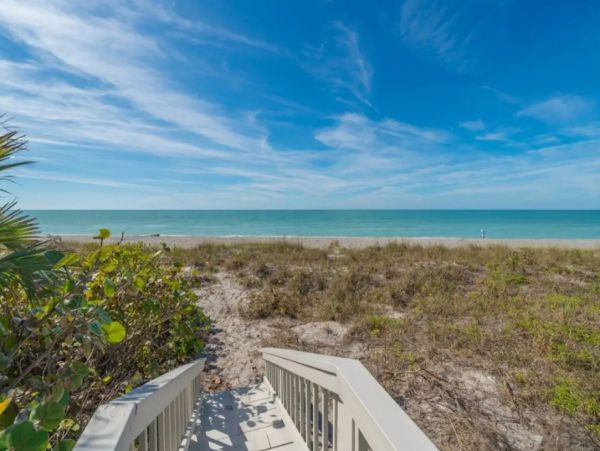 Manasota Key Walk to Beach Three Bedroom Rental Home