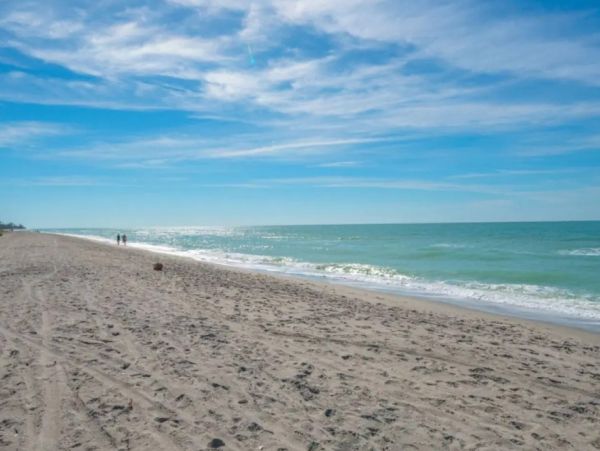 Manasota Key Walk to Beach Three Bedroom Rental Home