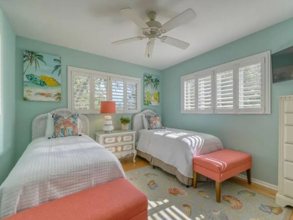 Manasota Key Walk to Beach Three Bedroom Rental Home