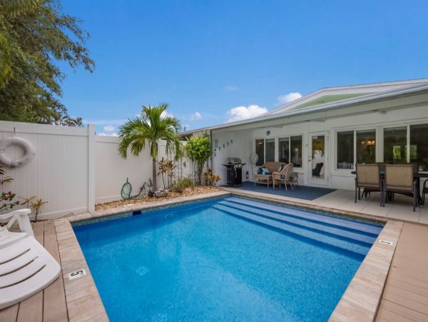 Holmes Beach Vacation Rental with Heated Pool