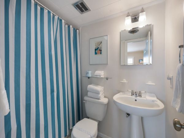 Holmes Beach Vacation Rental with Heated Pool
