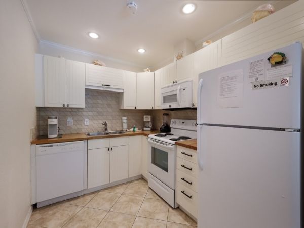Holmes Beach Vacation Rental with Heated Pool