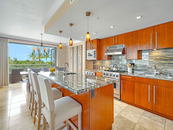Kaanapali Vacation Rental with Oceanfront Views & Luxury
