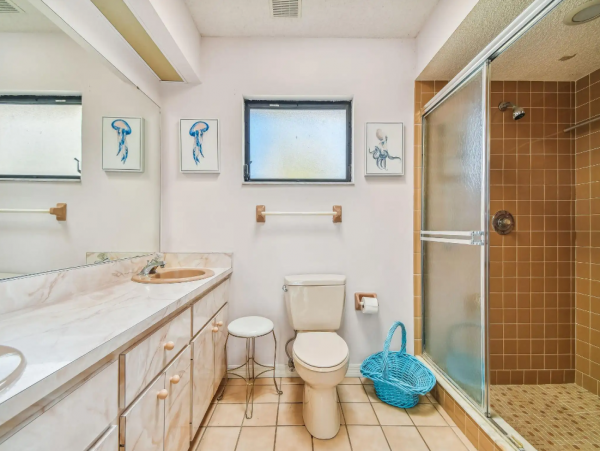 Explore Sarasota from Cozy Vacation Home