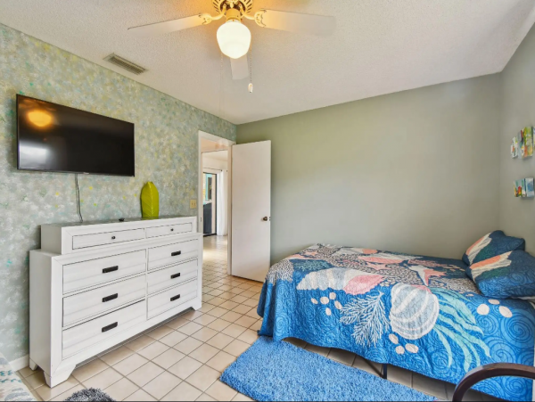 Explore Sarasota from Cozy Vacation Home