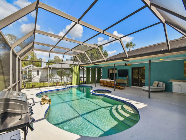 Explore Sarasota from Cozy Vacation Home