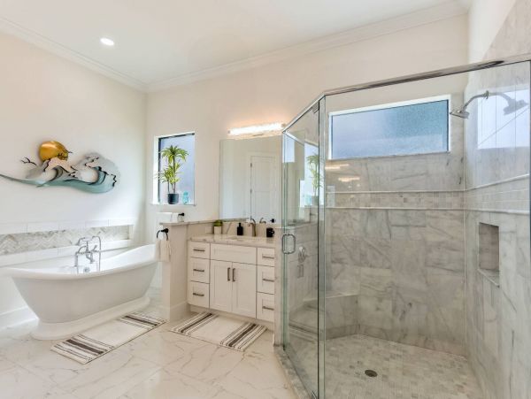 Fort Myers Luxury Vacation Home with Pool & Direct Beach Access
