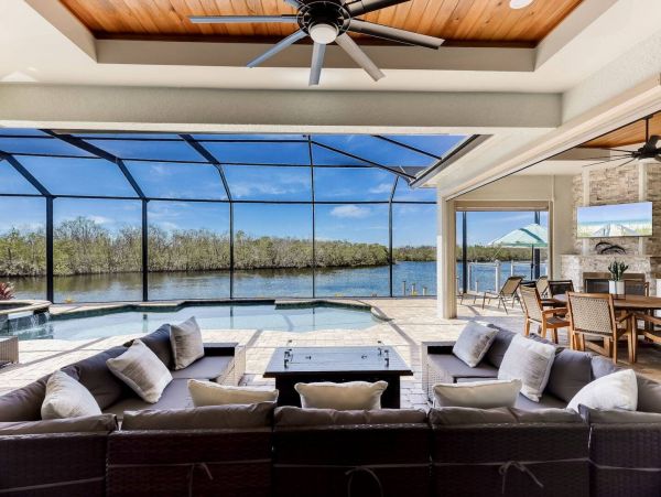 Fort Myers Luxury Vacation Home with Pool & Direct Beach Access
