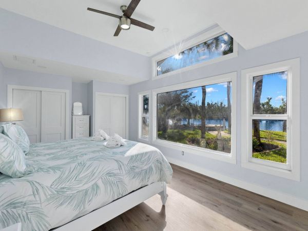Sanibel Dream Vacation Retreat Three Bedroom Home with Pool & Spa
