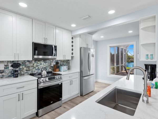 Sanibel Dream Vacation Retreat Three Bedroom Home with Pool & Spa