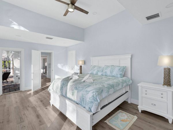 Sanibel Dream Vacation Retreat Three Bedroom Home with Pool & Spa