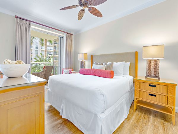 Stunning Lahaina Oceanview Condo Near Kaanapali Beach