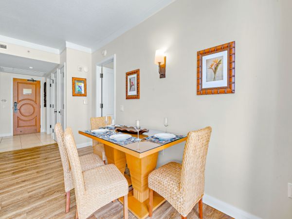 Stunning Lahaina Oceanview Condo Near Kaanapali Beach