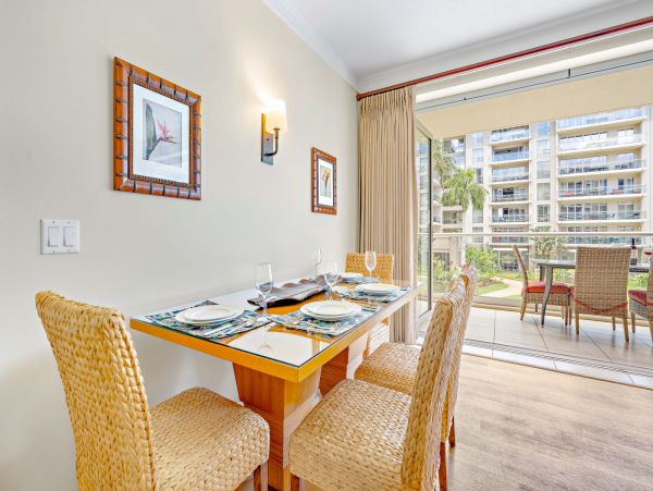 Stunning Lahaina Oceanview Condo Near Kaanapali Beach