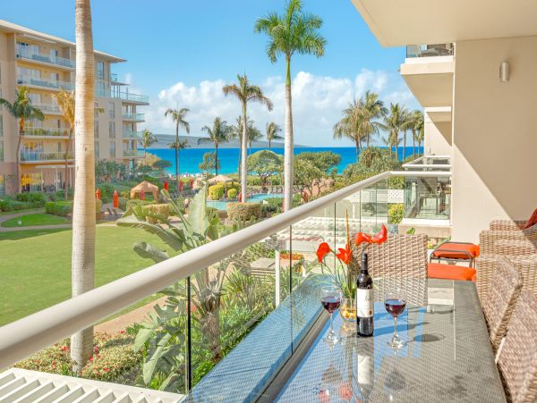 Stunning Lahaina Oceanview Condo Near Kaanapali Beach