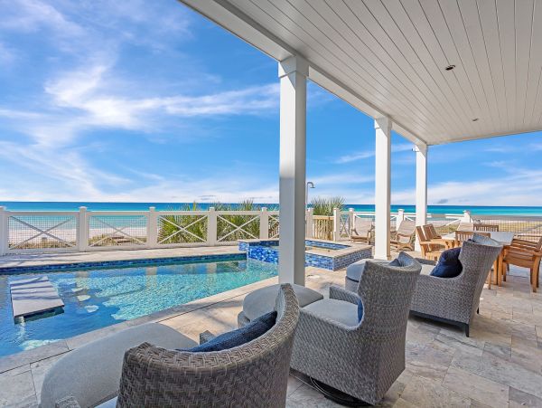 Gorgeos Vacation Rental with Full Ocean Views in Laguna Beach