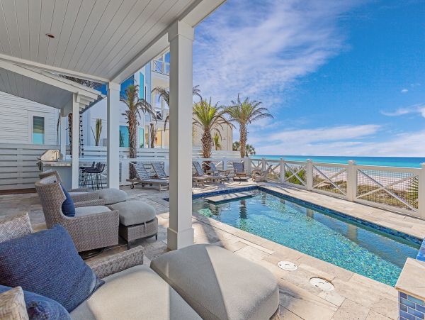Gorgeos Vacation Rental with Full Ocean Views in Laguna Beach