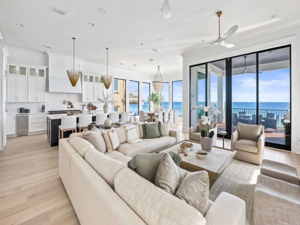 Exquisite Nine Bedroom Gulf Front Home with Pool in Miramar Beach