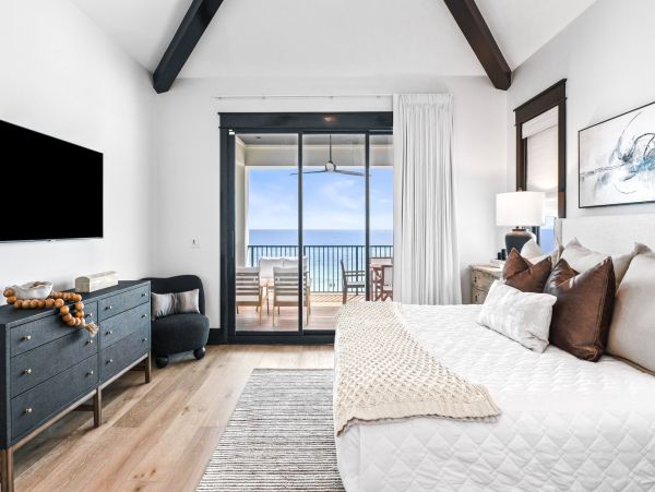 Exquisite Nine Bedroom Gulf Front Home with Pool in Miramar Beach