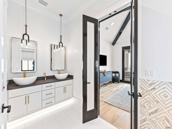 Exquisite Nine Bedroom Gulf Front Home with Pool in Miramar Beach
