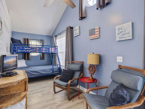 Indian Rocks Vacation Rental: Beachfront Cottages & Pool