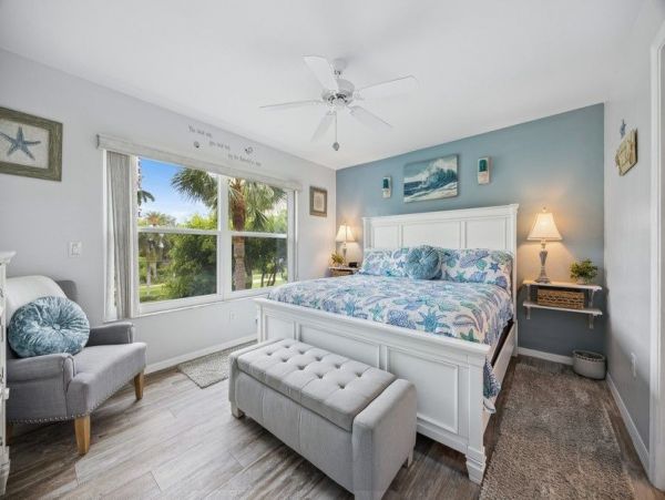 Marco Island Lovely Vacation Condo 3 Bedroom
