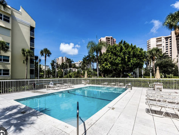 Marco Island Lovely Vacation Condo 3 Bedroom