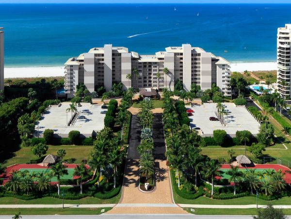 Marco Island Vacation Rental Located on the Beach