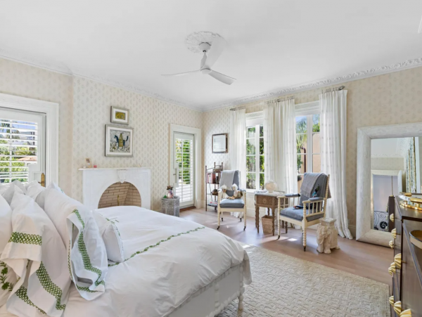 Luxury Palm Beach Island Estate Rental - Ocean Block, Pool & Guests House