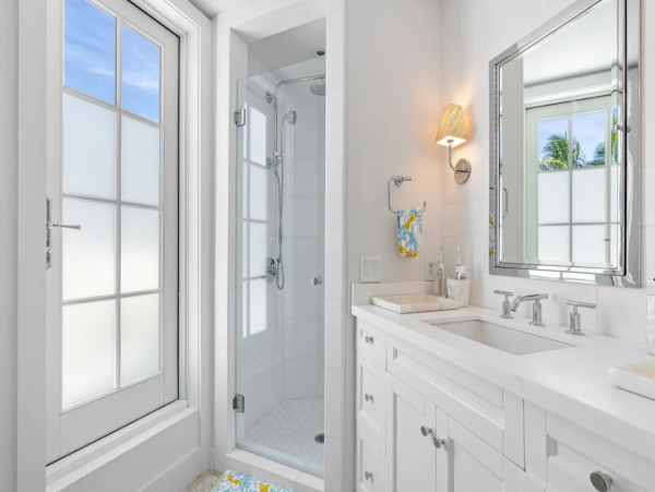 Luxury Palm Beach Island Estate Rental - Ocean Block, Pool & Guests House