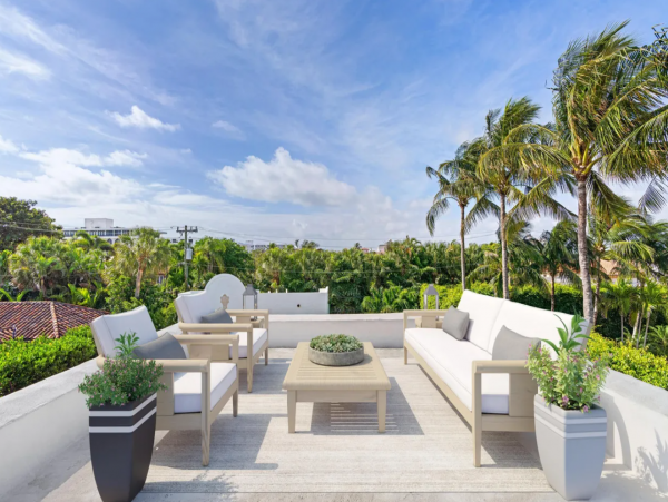 Luxury Palm Beach Island Estate Rental - Ocean Block, Pool & Guests House