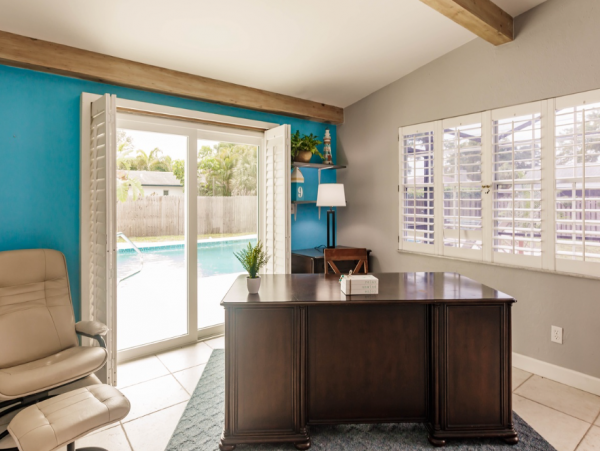 Beautiful Vacation Rental with 3 Bedrooms & Pool