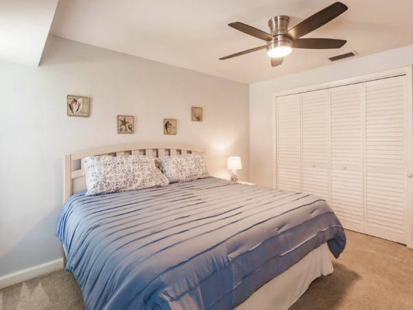 Beautiful Vacation Rental with 3 Bedrooms & Pool