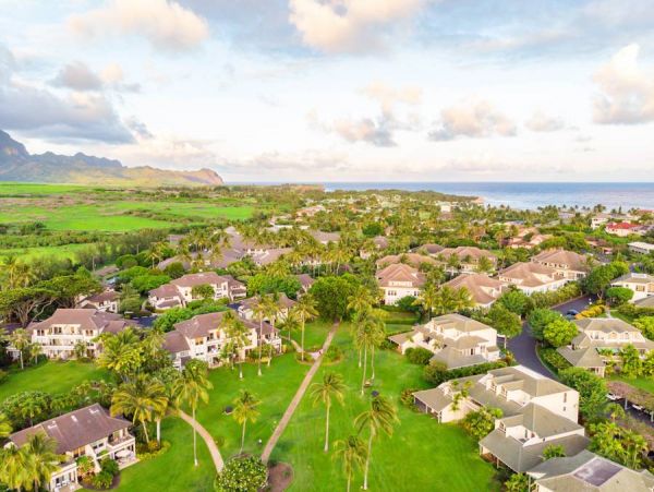 Gorgeous Vacaion Rental with 5 Bedrooms & Great Amenities