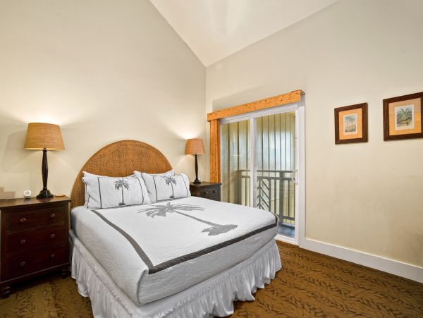 Gorgeous Vacaion Rental with 5 Bedrooms & Great Amenities