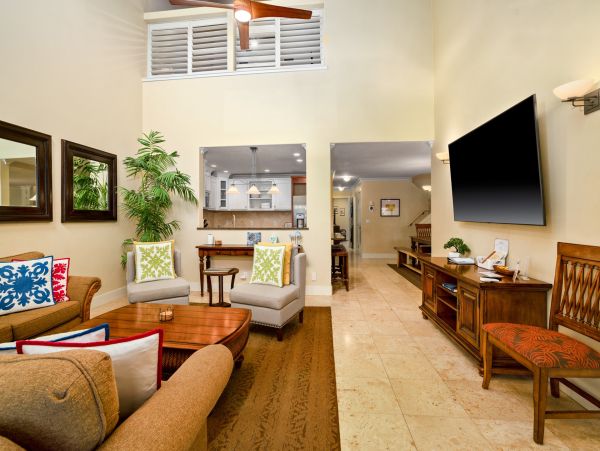 Gorgeous Vacaion Rental with 5 Bedrooms & Great Amenities