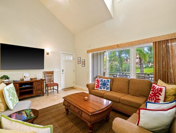 Gorgeous Vacaion Rental with 5 Bedrooms & Great Amenities