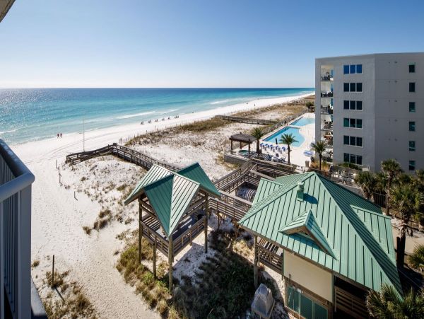 Charming Vacation Rental with 2 Bedrooms & Full Ocean Views