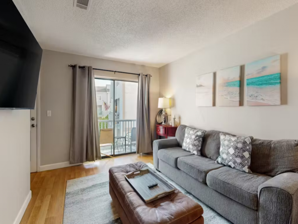 2-Bedroom Okaloosa Island Townhouse with Pool Access