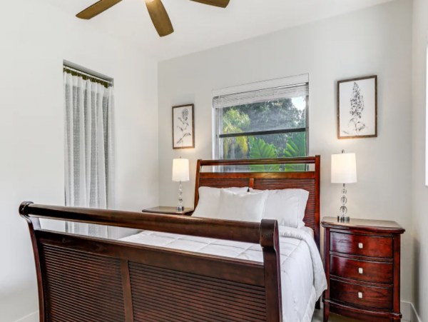 Perfect Coastal Getaway with 3 Bedrooms & Pool