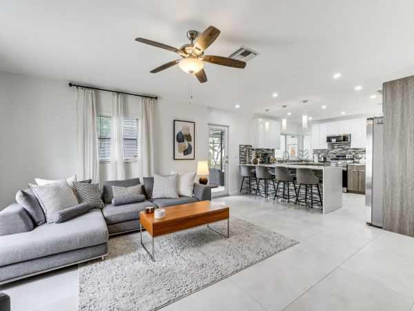 Perfect Coastal Getaway with 3 Bedrooms & Pool