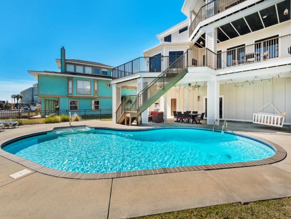 Beautiful Vacation Rental in Pensacola Beach
